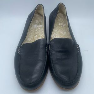 Olukai Kiele Leather Loafer Size 8